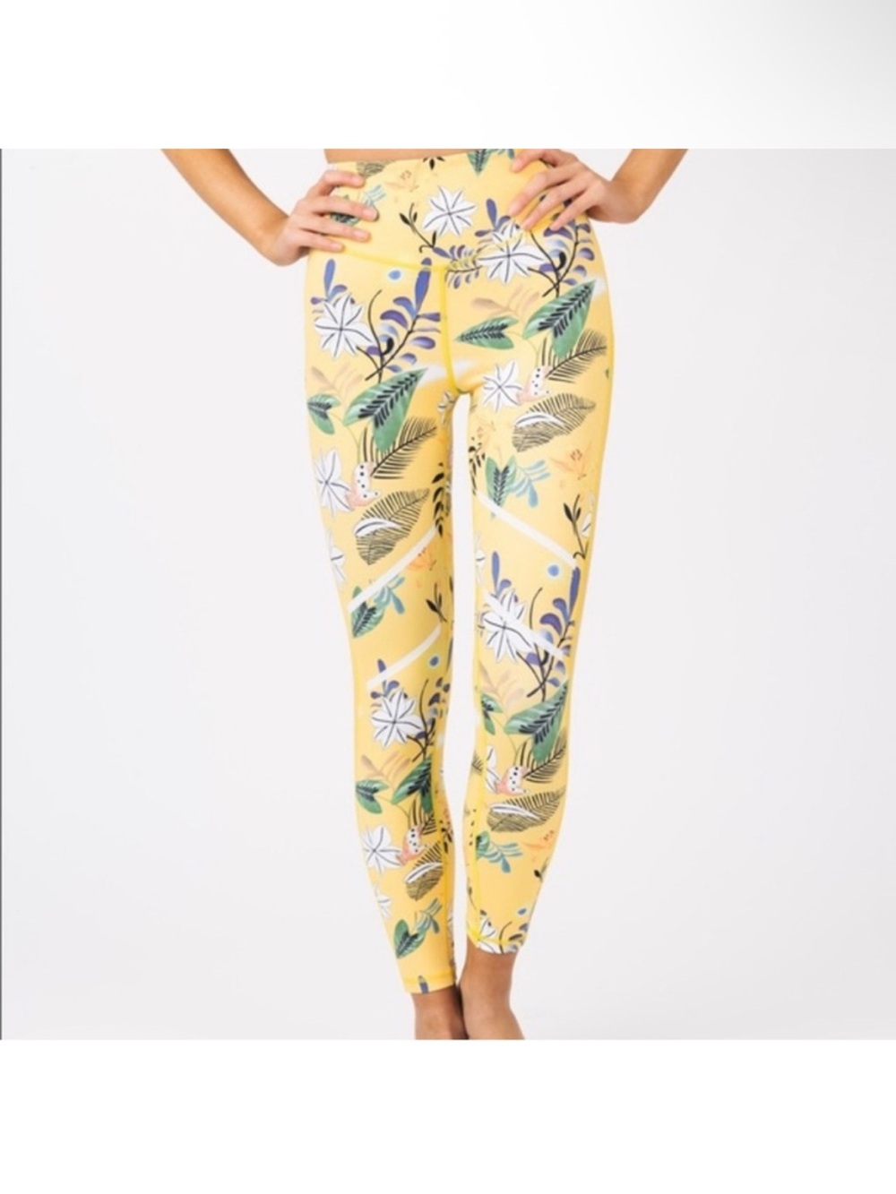 Zyia Floral Reflective Light n Tight Hi-Rise Leggings Bright Fun Beach Size 4